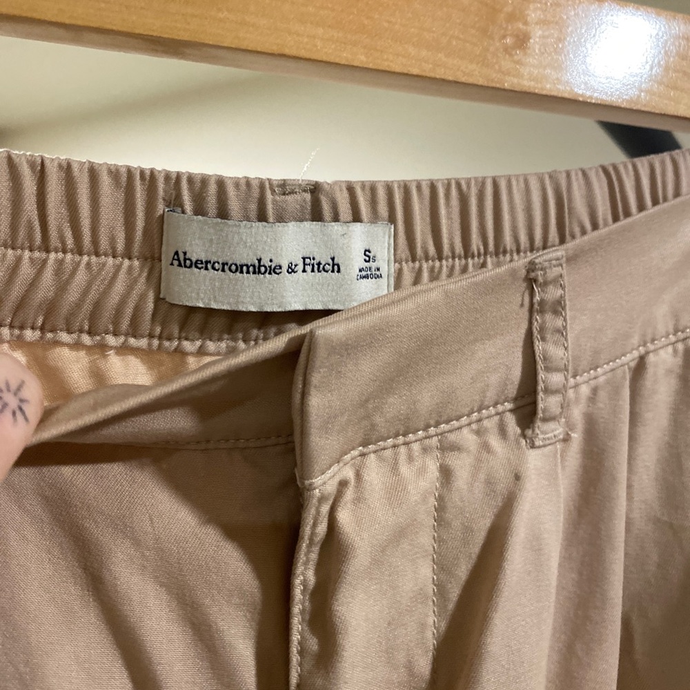 Abercrombie how Wide Leg Tan Trouser S